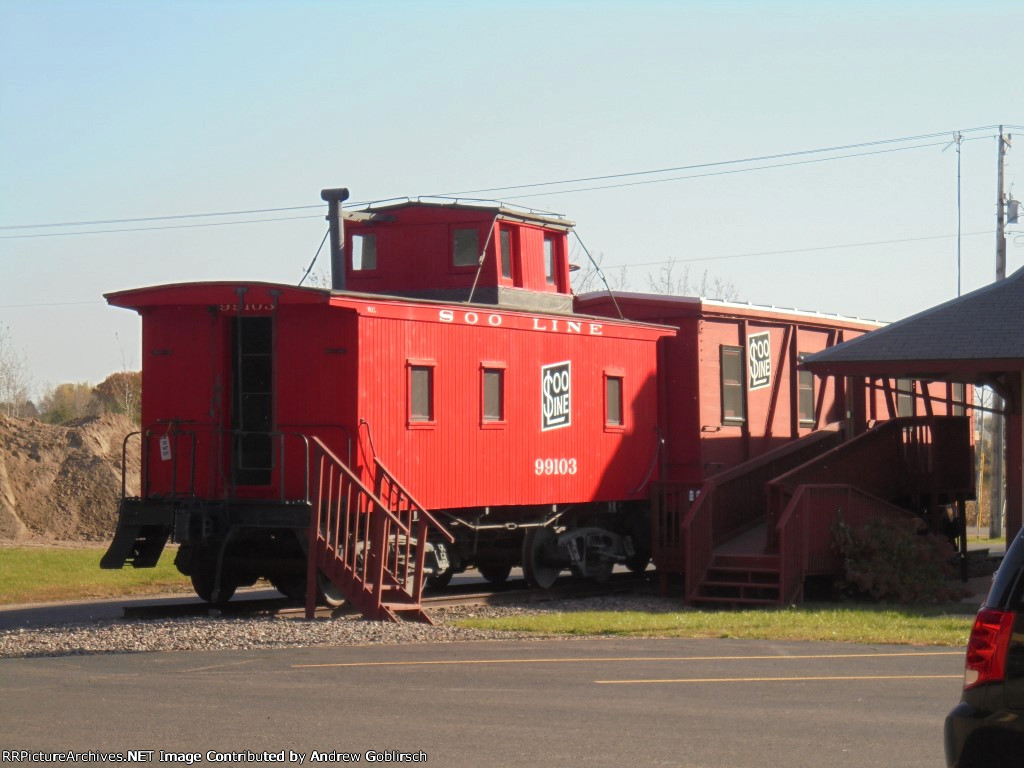 SOO 99103 & Boxcar